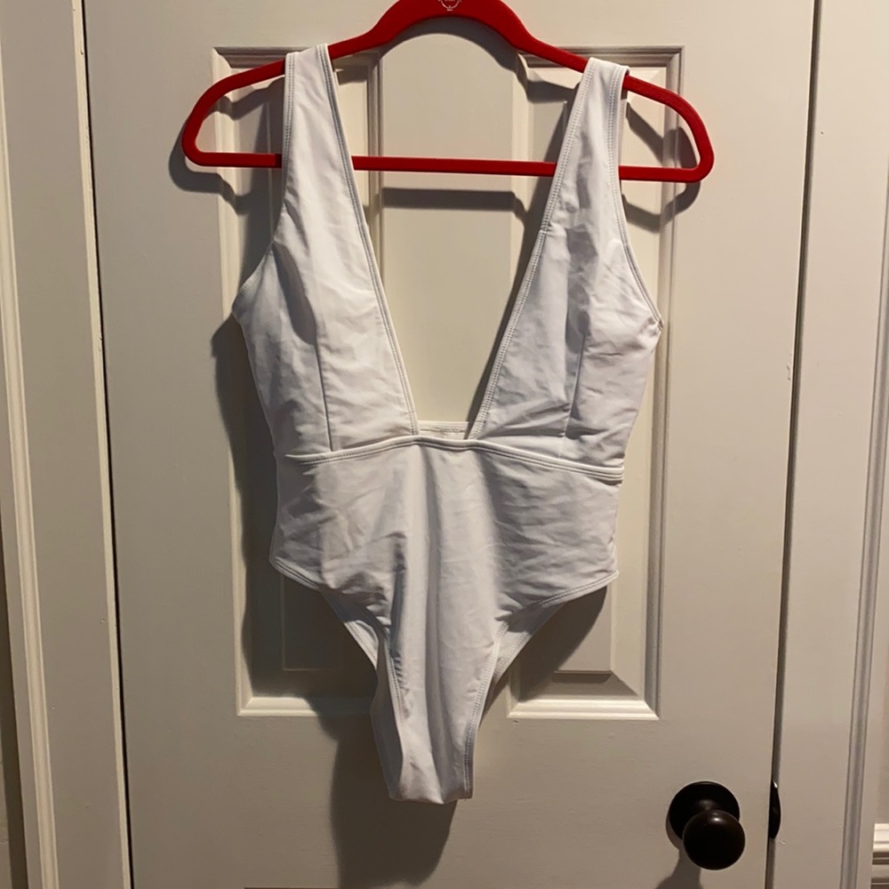 White one piece swimsuit M